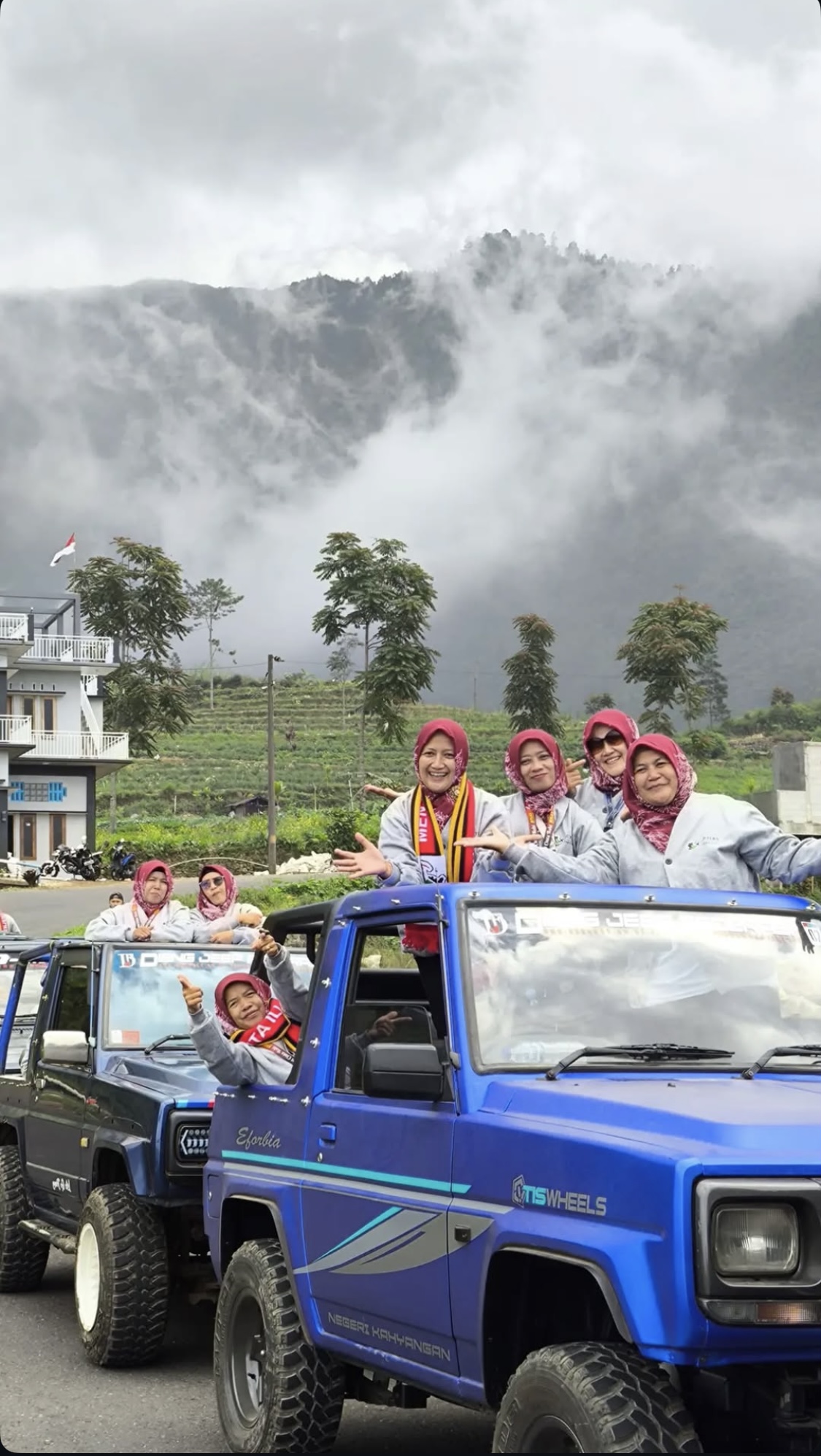 Fun Jeep Dieng Long Trip